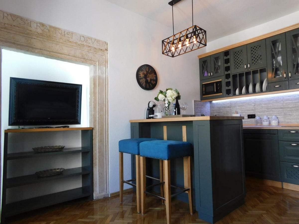 P.S. Cattaro Apartments Экстерьер фото